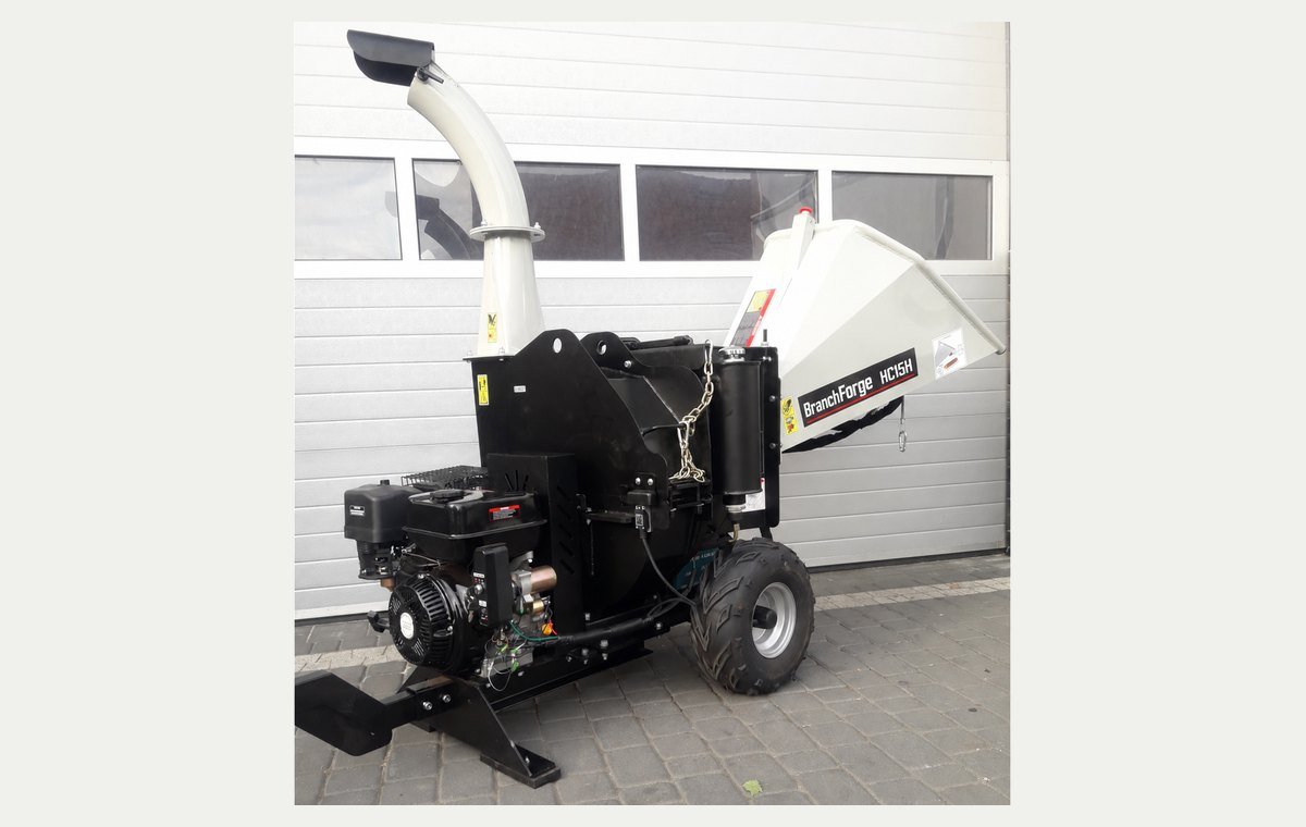 HC15H front three-quarter view with the feed hopper